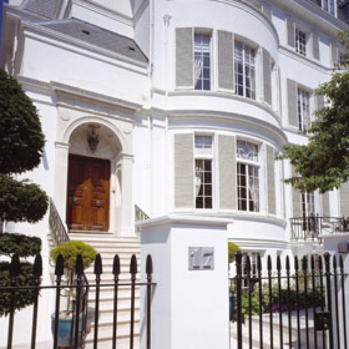 Elena Franchuk's Victorian Villa