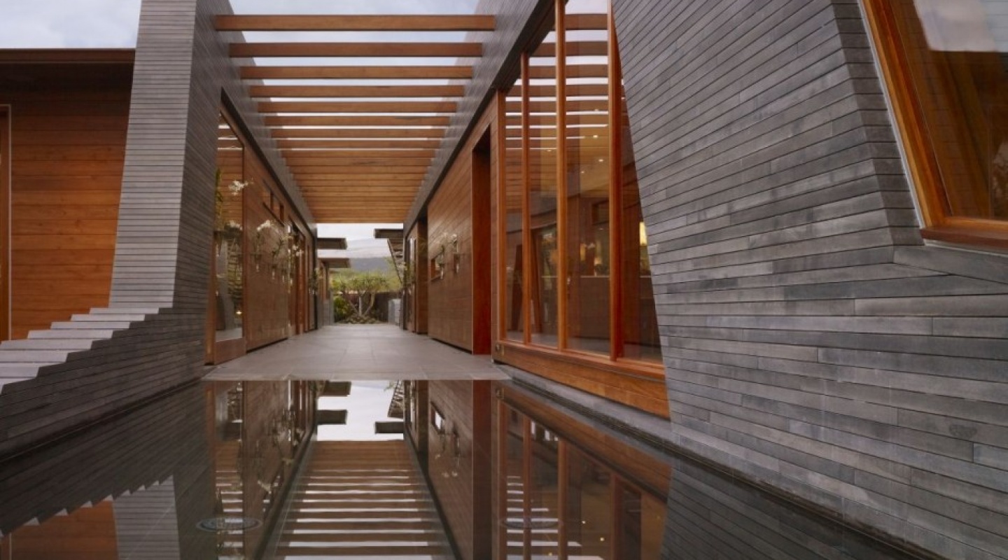 The Kona Residence in Hawaii by Belzberg Architects
