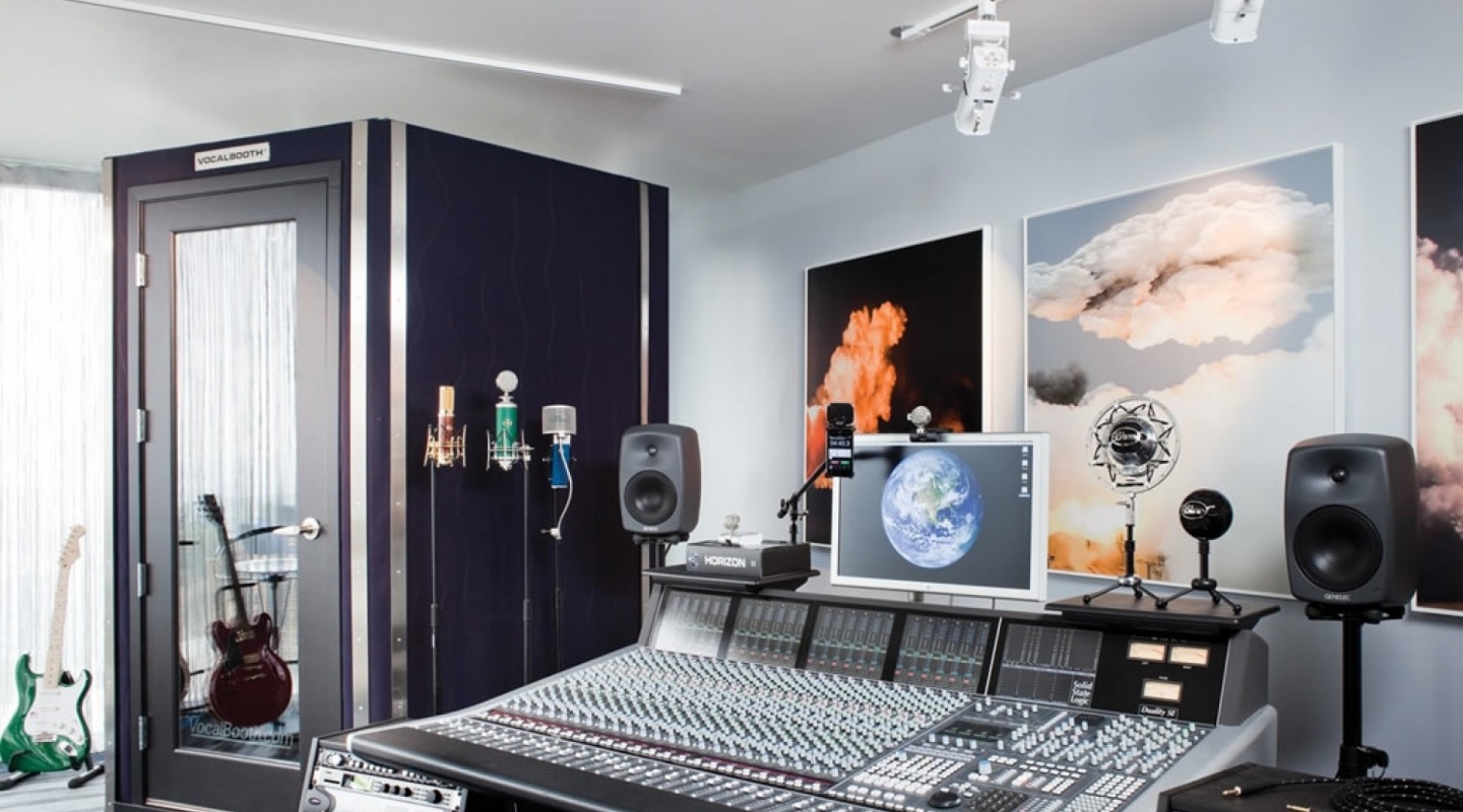 Esquire’s $18.9 million "Ultimate Bachelor Pad"