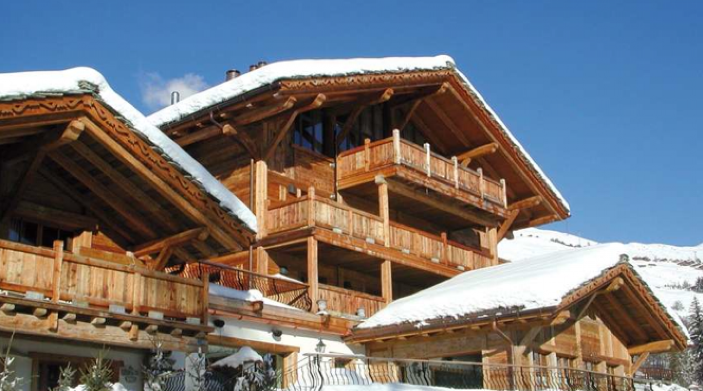 Chalet L. Raphael, Swiss Alps
