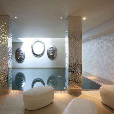 Kensington House in London by HSS