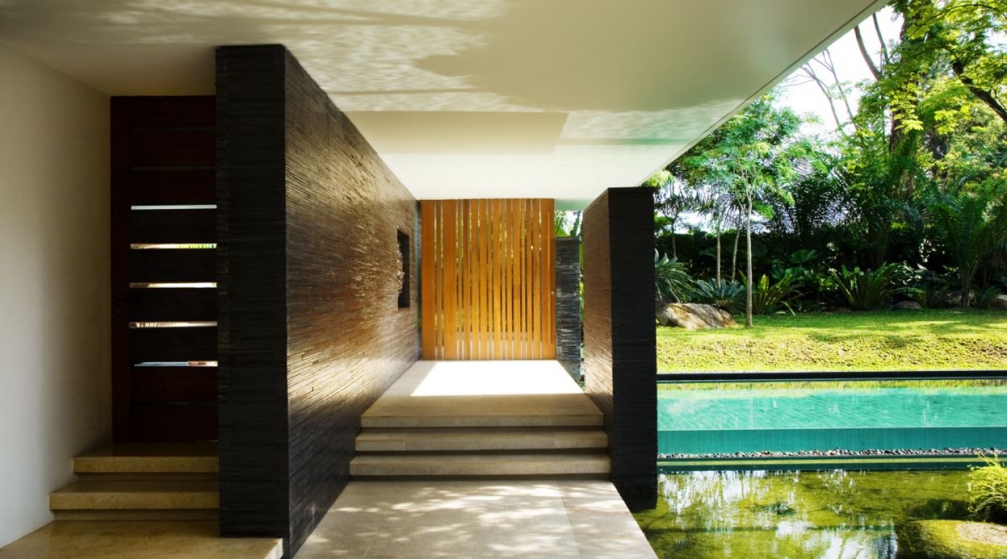 The Cluny House by Guz Architects