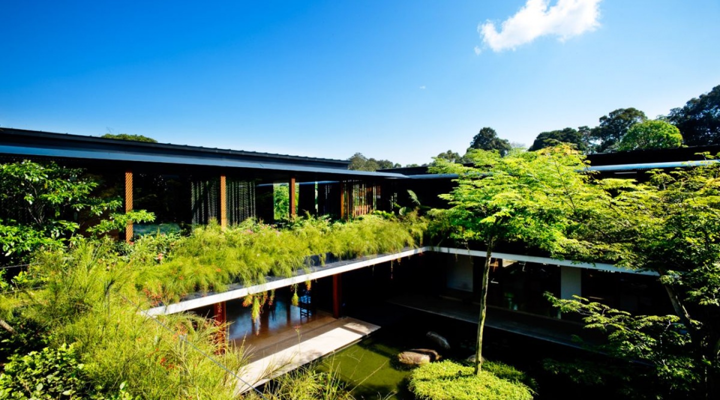 The Cluny House by Guz Architects