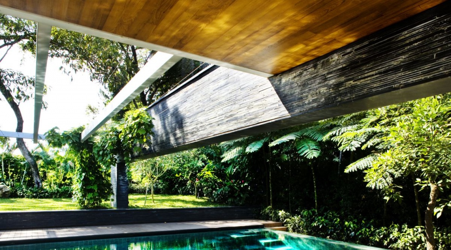 The Cluny House by Guz Architects