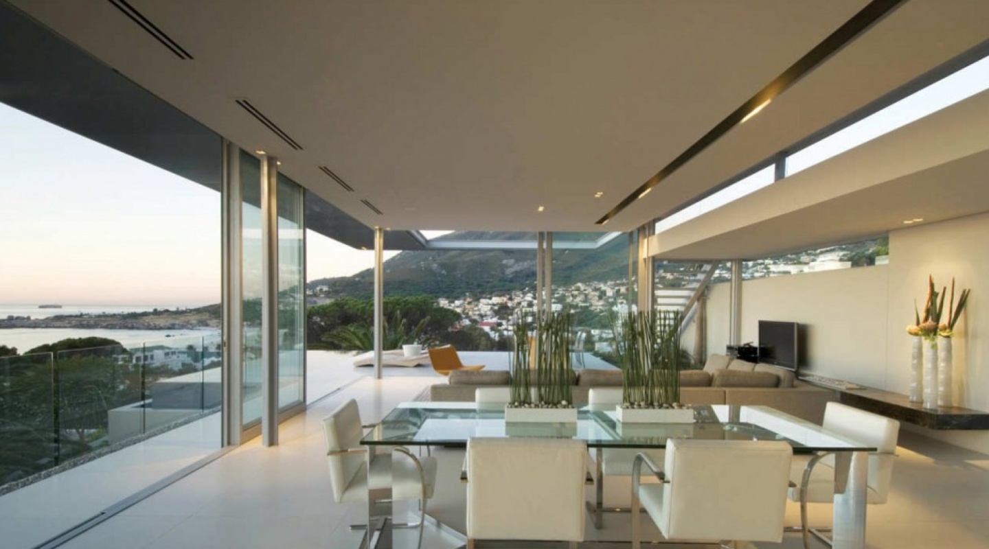 First Cresent-Villa-in-Camps-Bay-South-Africa-by-SAOTA