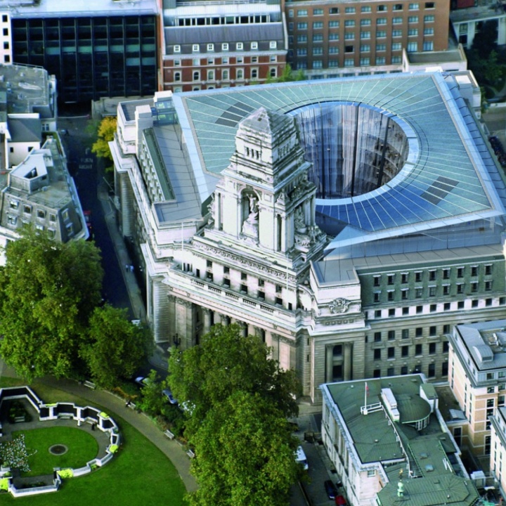 10 Trinity Square in London