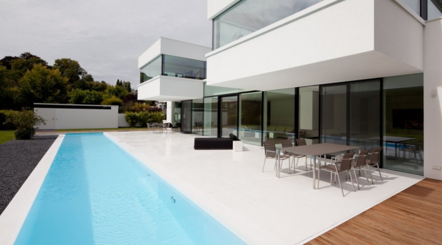 The HI-MACS House by Karl Dreer and Bembé Dellinger Architects 4
