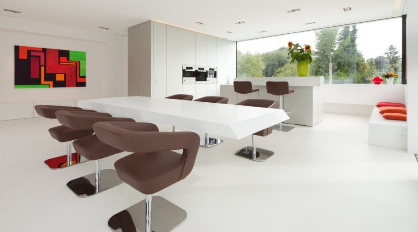 The HI-MACS House by Karl Dreer and Bembé Dellinger Architects 7