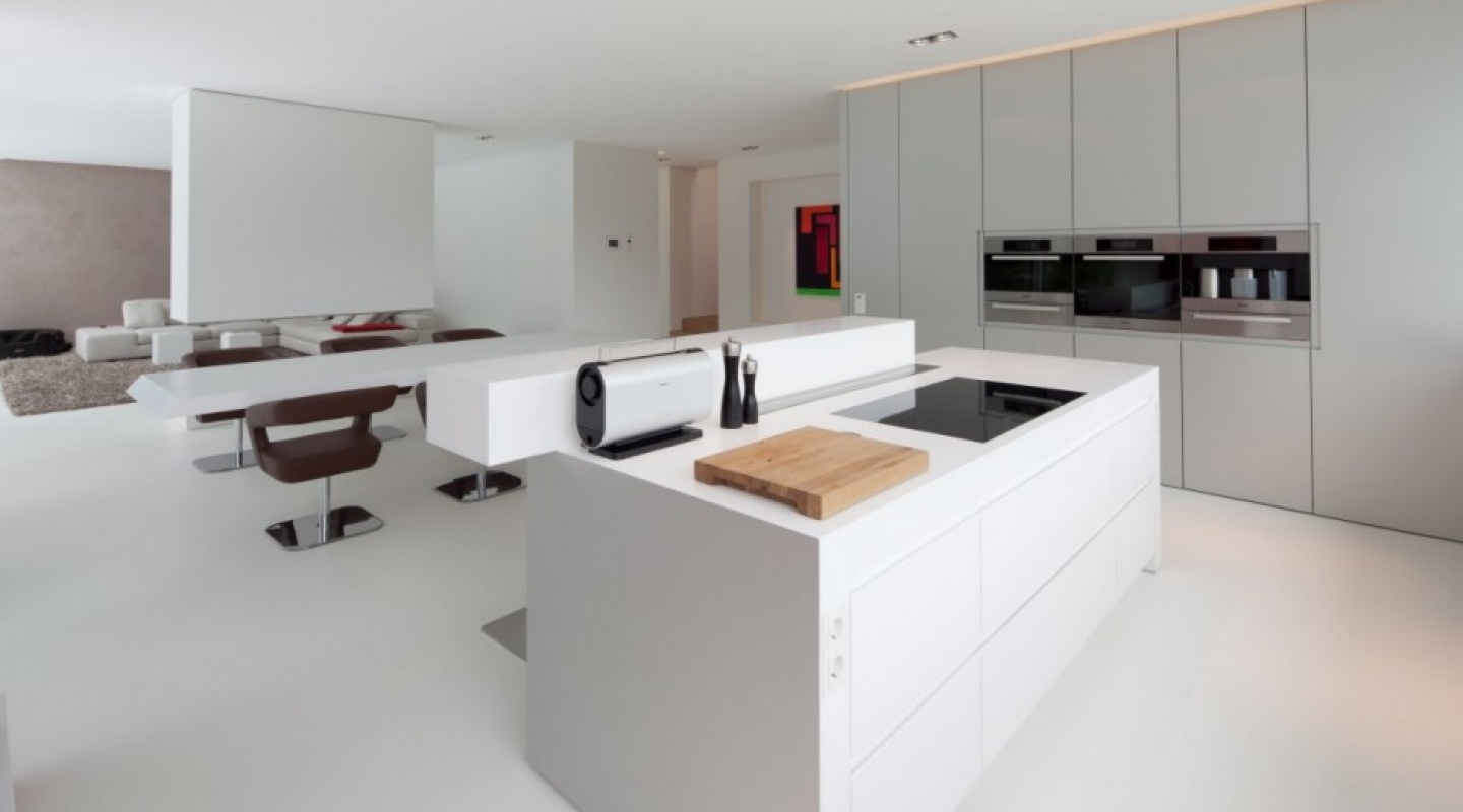 The HI-MACS House by Karl Dreer and Bembé Dellinger Architects 8