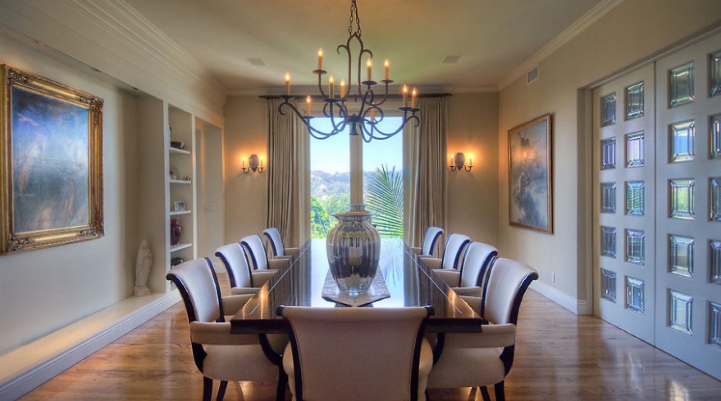 mark wahlberg lists beverly hills home 7