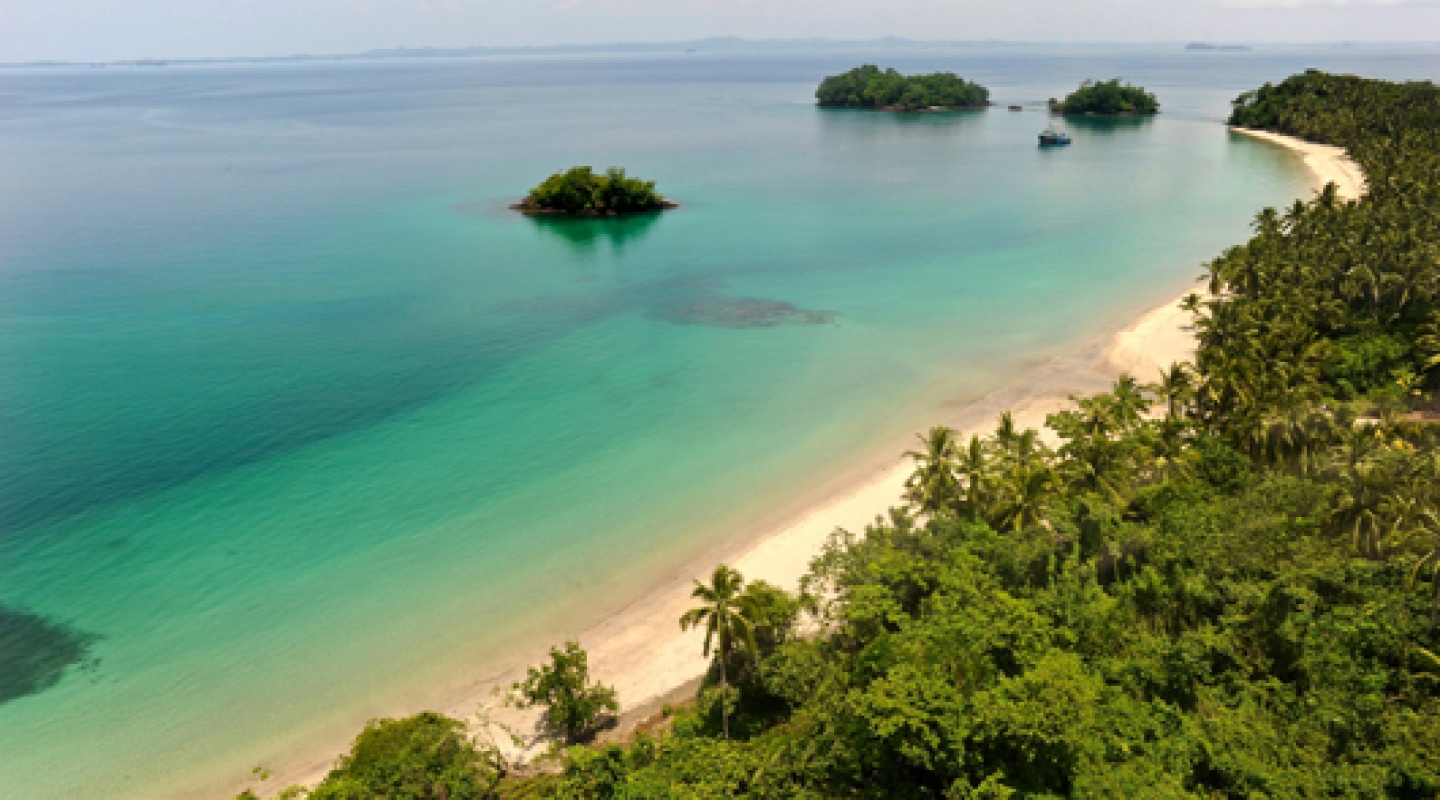 pearl island in panama 2