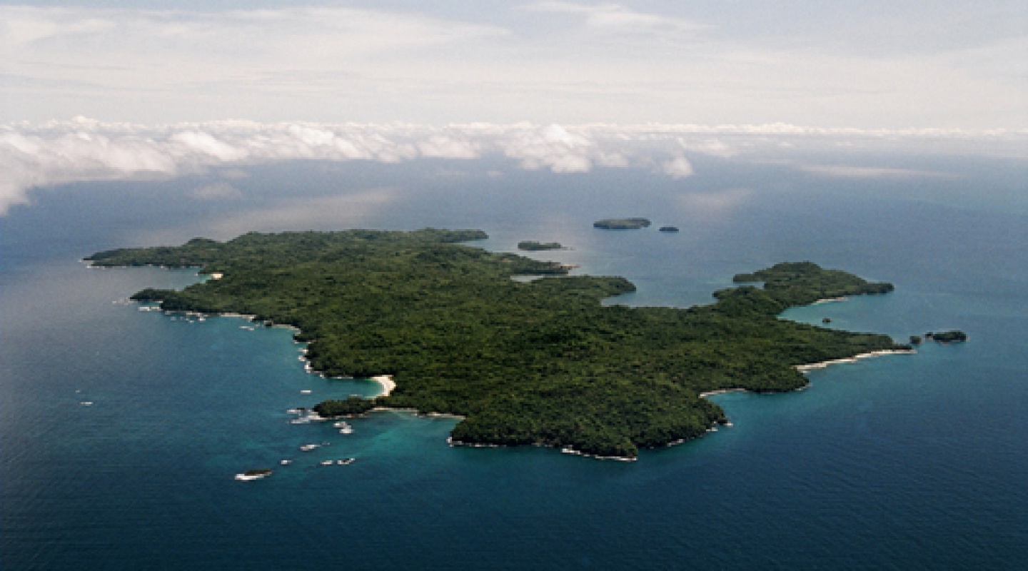 pearl island in panama