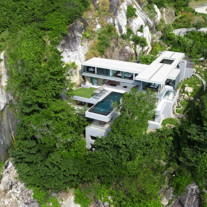 villa amanzi in thailand