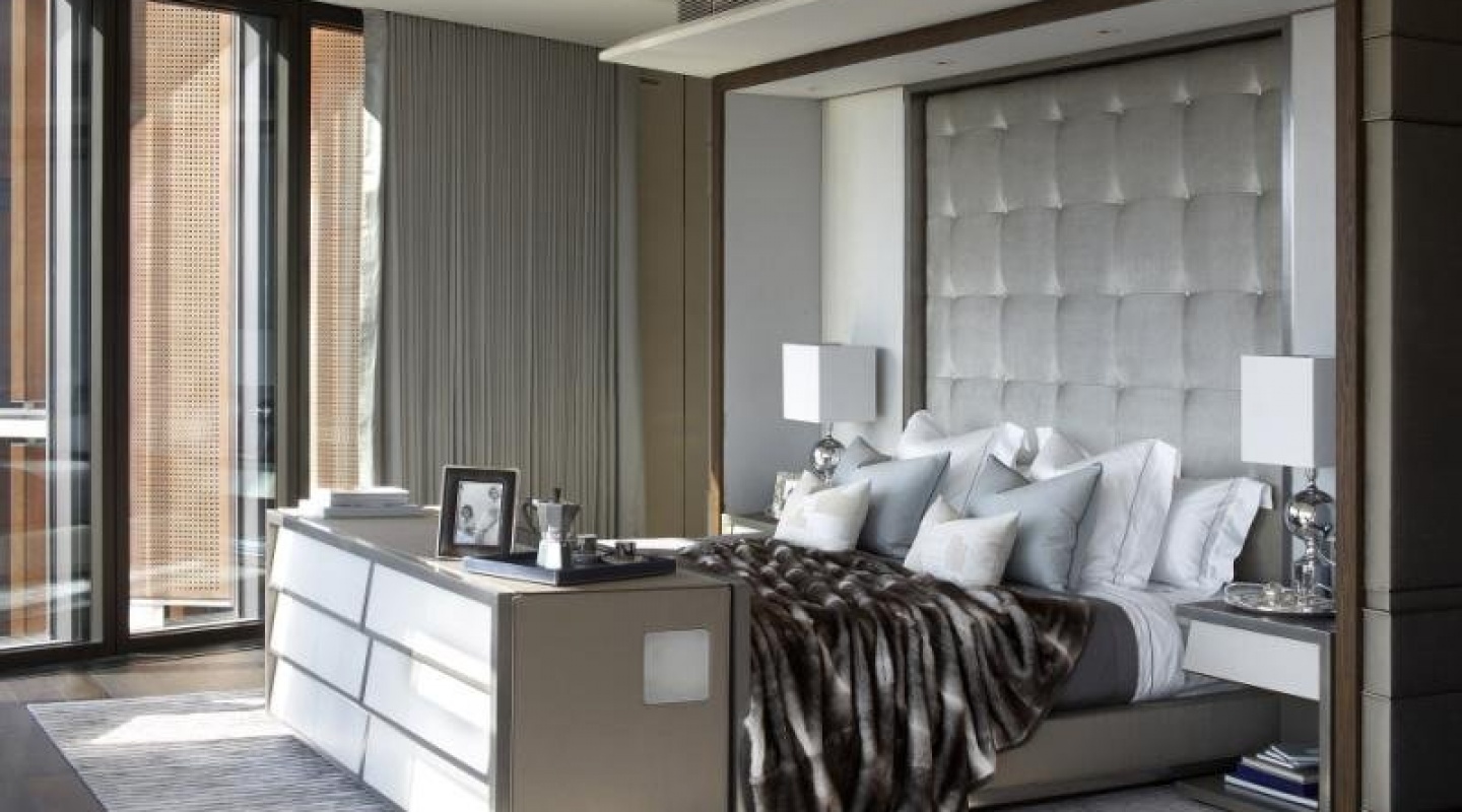 one hyde park bedroom