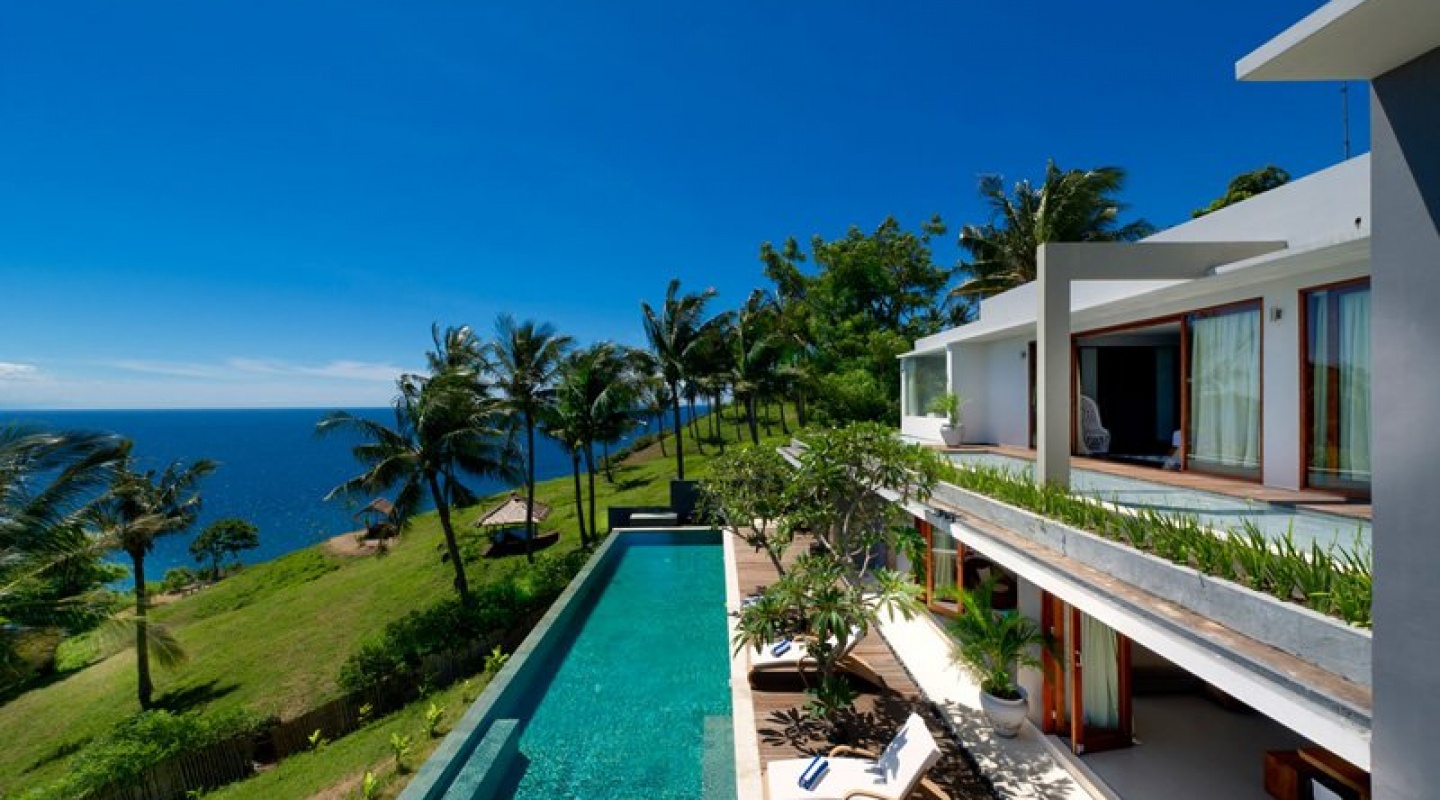 malimbu cliff villa 2