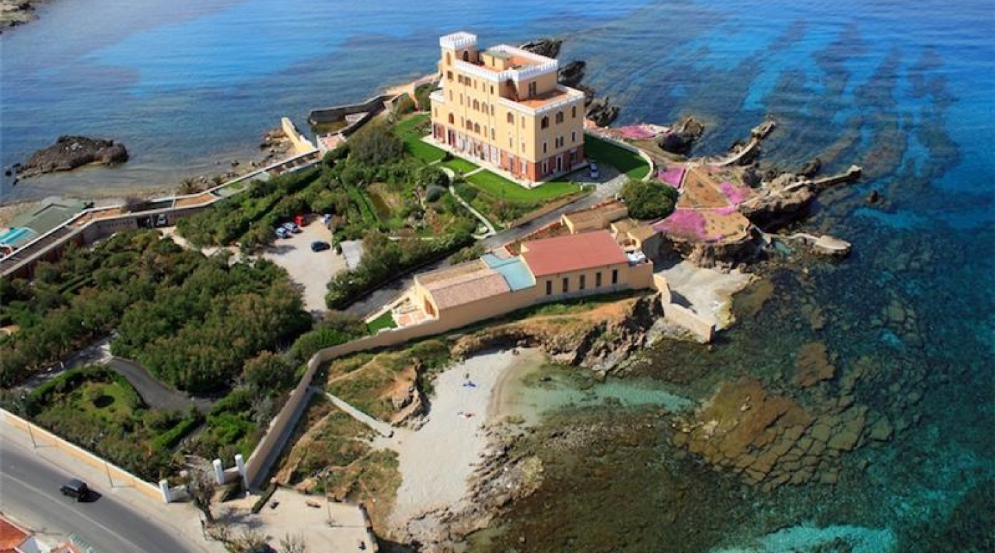seafront villa in sassari sardinia 2