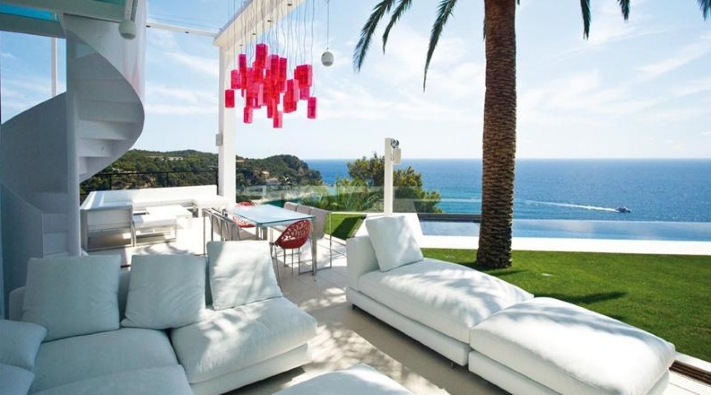 house in costa brava spain 2