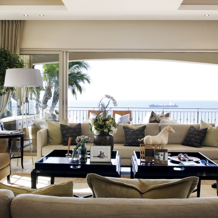 Avenue Marina 3 by ANTONI ASSOCIATES