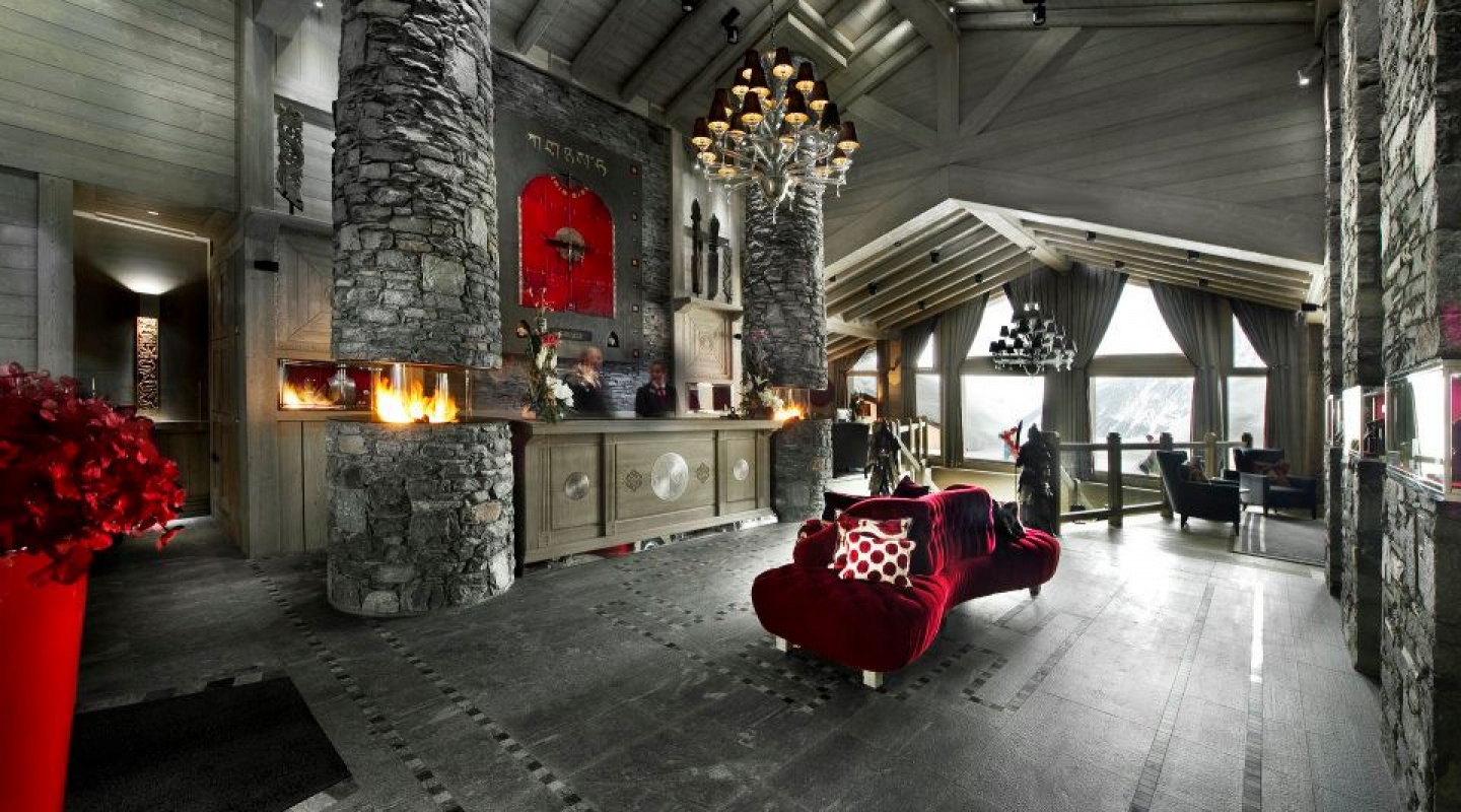 le k2 hotel 18