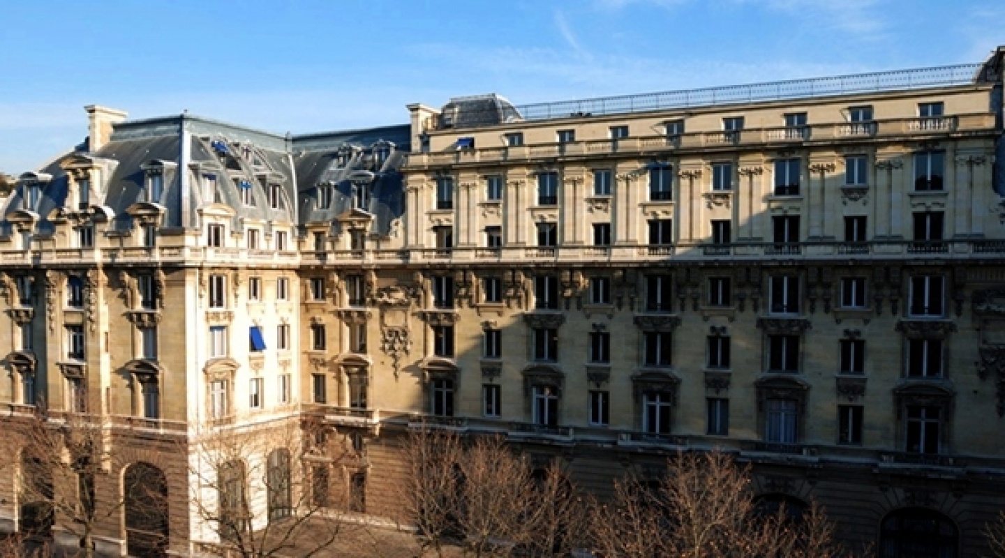peninsula hotel paris