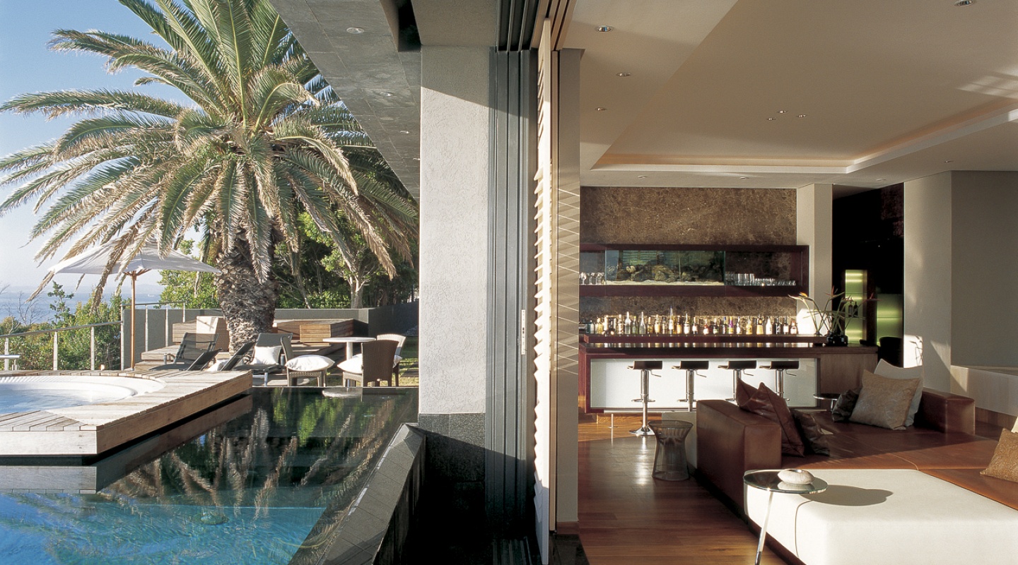 villa in st leon bantry bay cape town 14