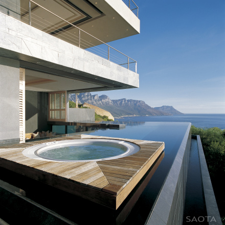 villa in st leon bantry bay cape town 8