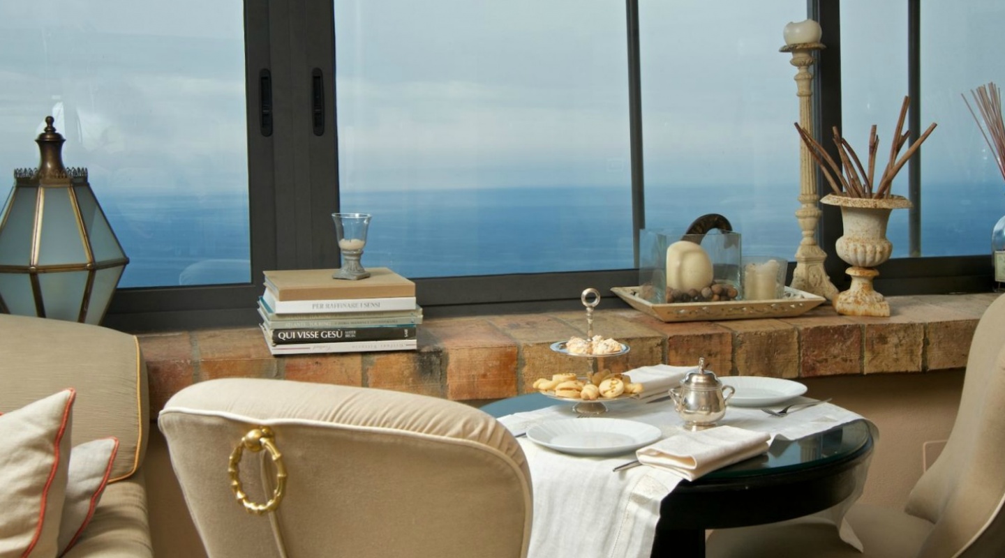 hotel villa carlotta 10