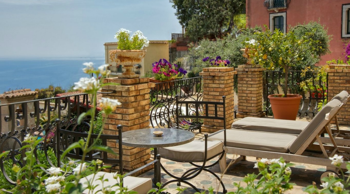 hotel villa carlotta 2