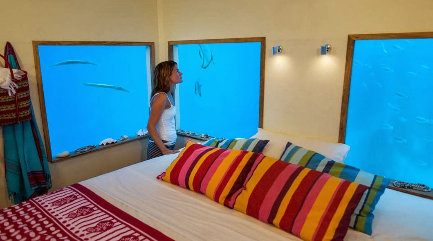 the manta underwater room 3