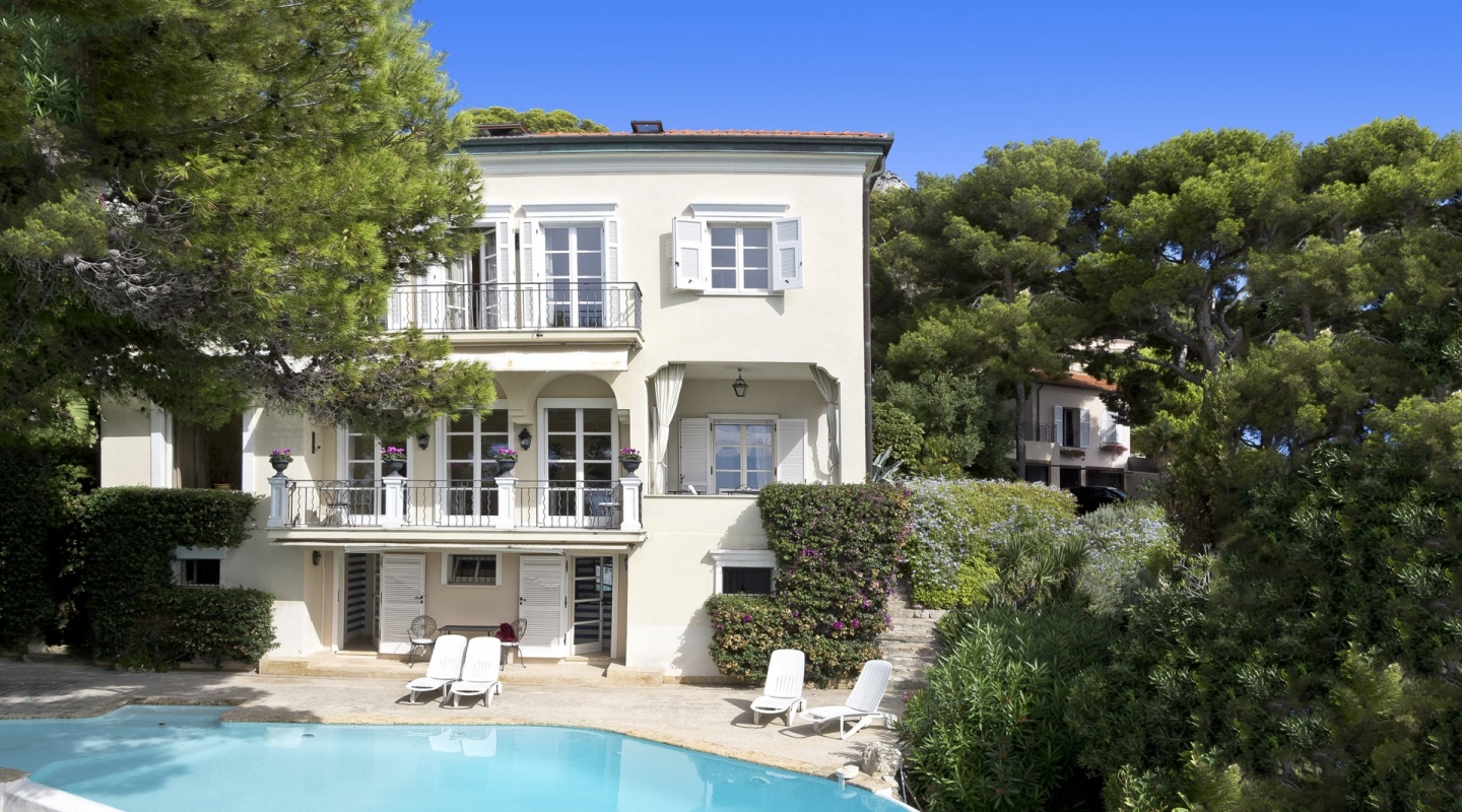 waterfront property in cap d ail 2