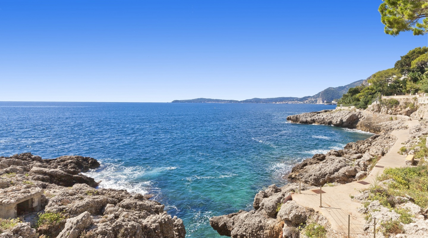waterfront property in cap d ail 7