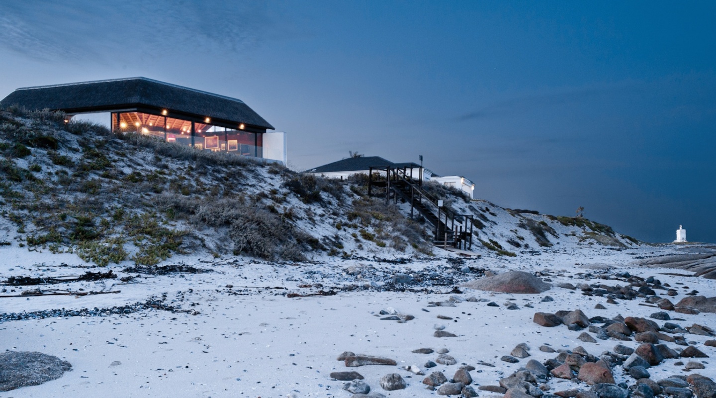 silver bay house by saota
