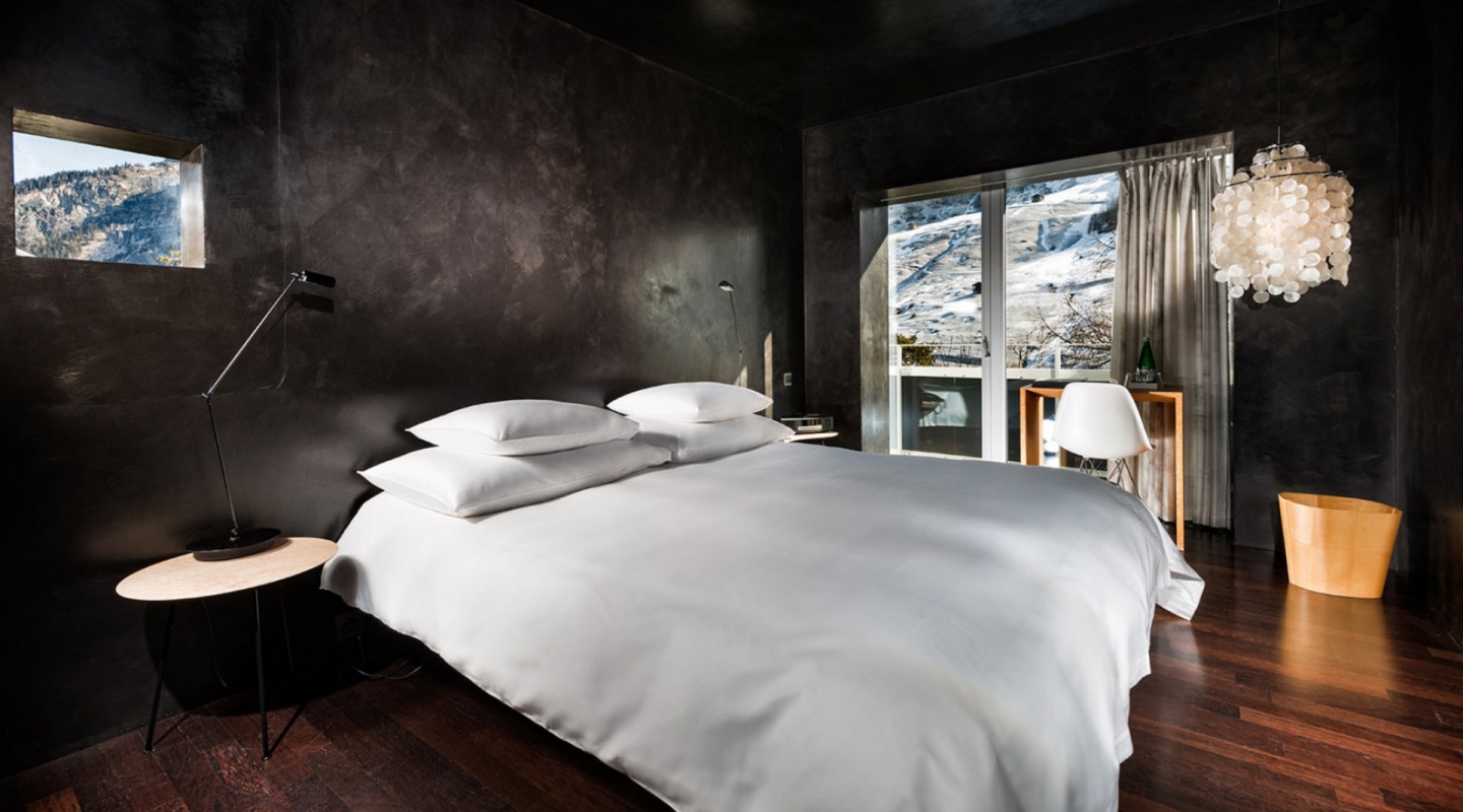 11 7132 hotel vals switzerland verzun