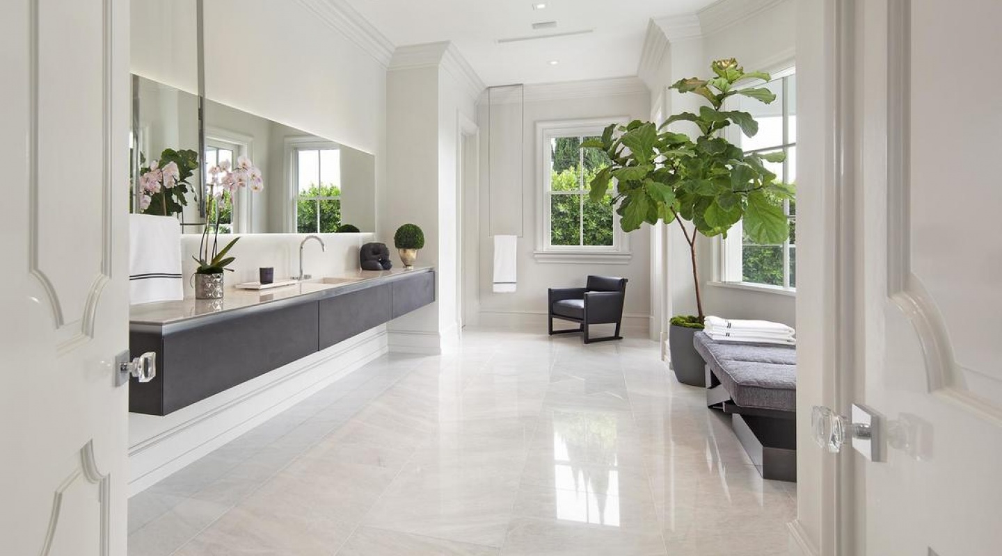 4 floyd mayweather buys beverly hills mansion