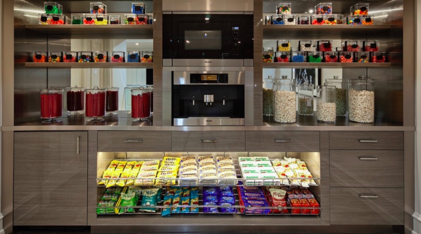 8 floyd mayweather beverly hills mansion