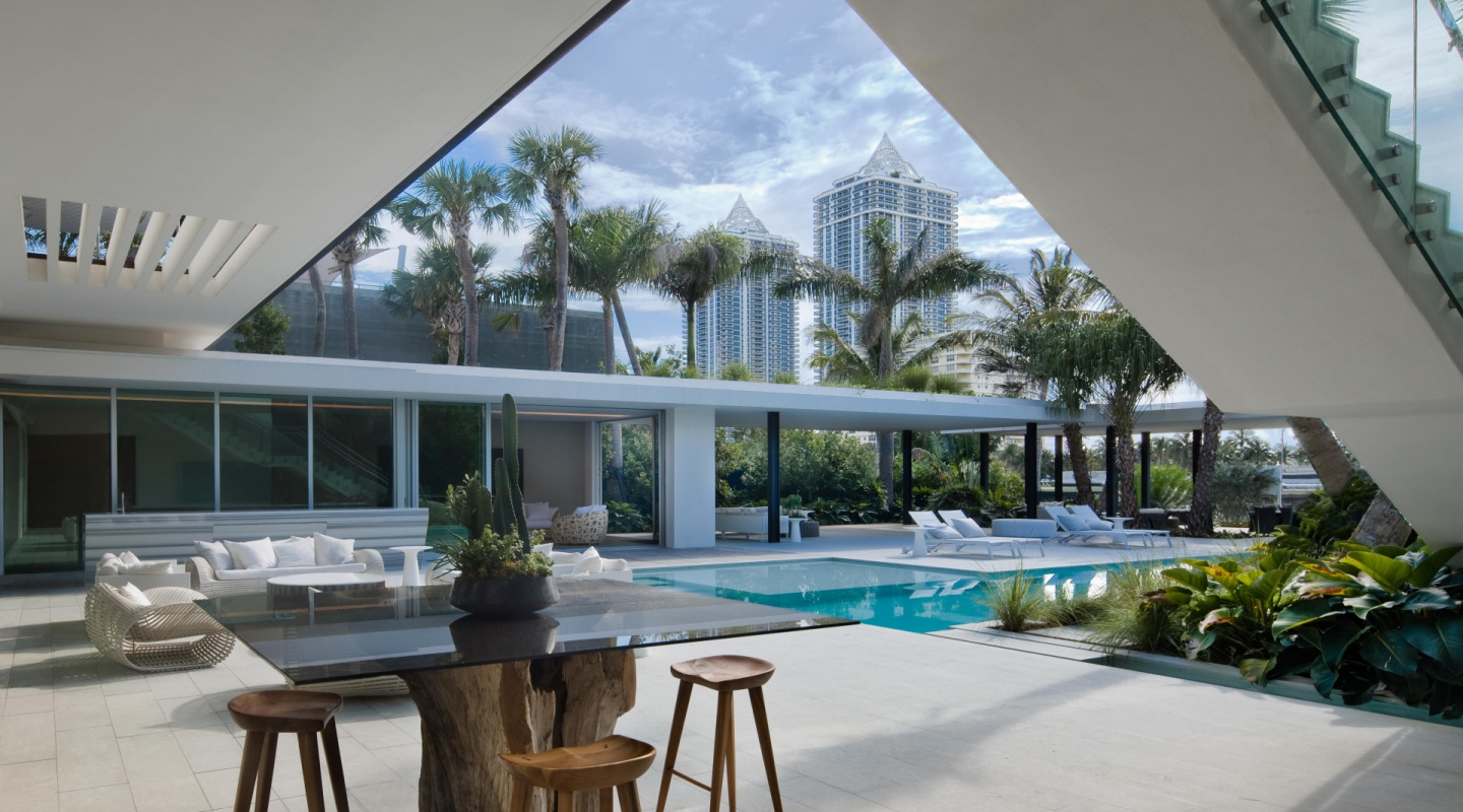 pine tree miami by saota4