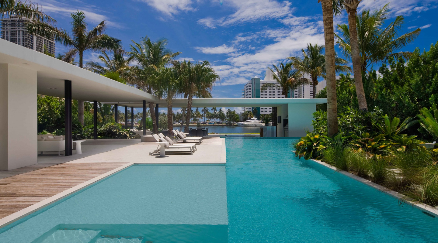 pine tree miami by saota6