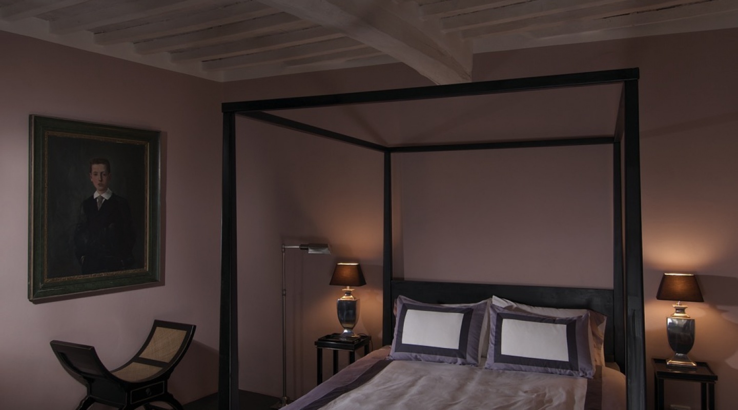 bedroomliliac 01