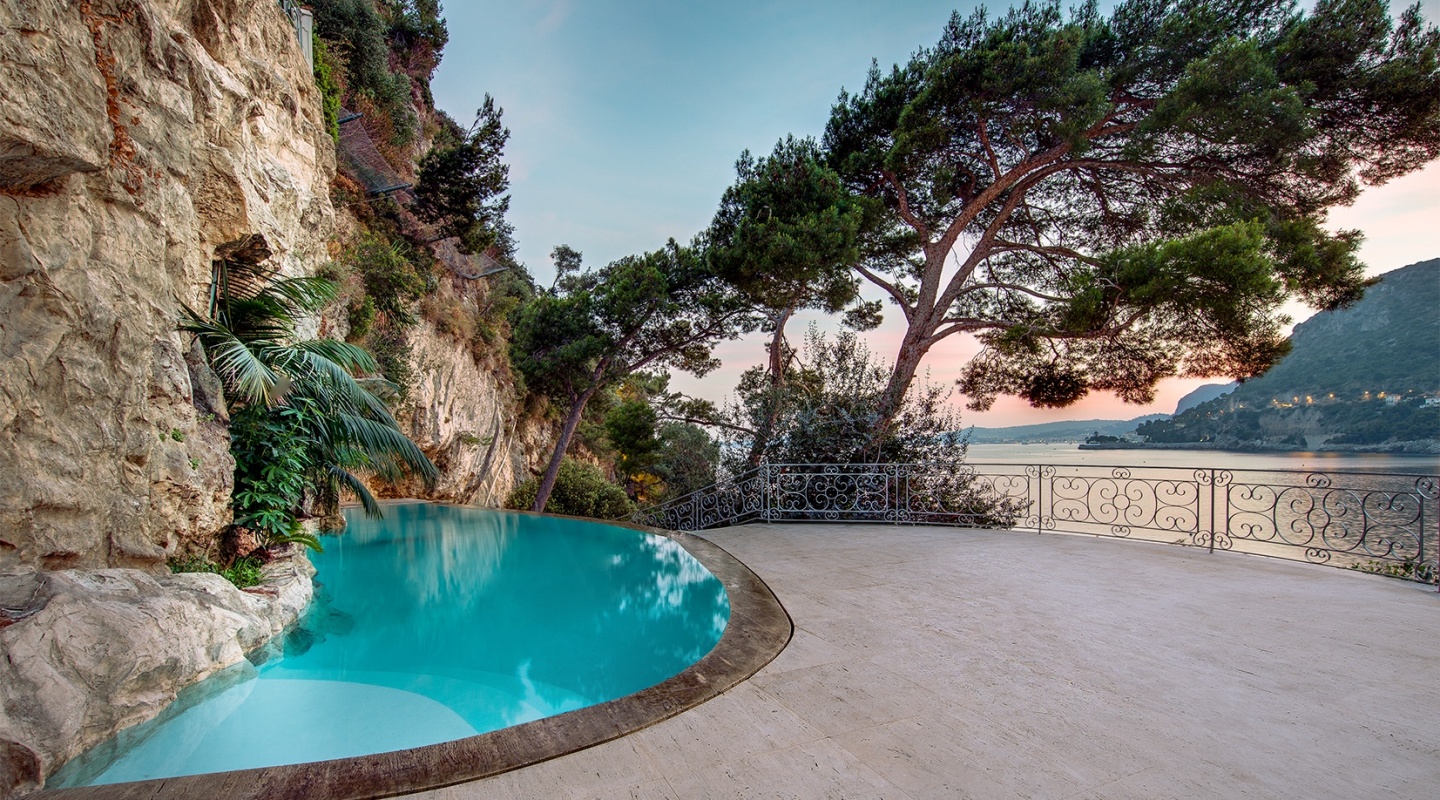 1 villa for rent cap d ail