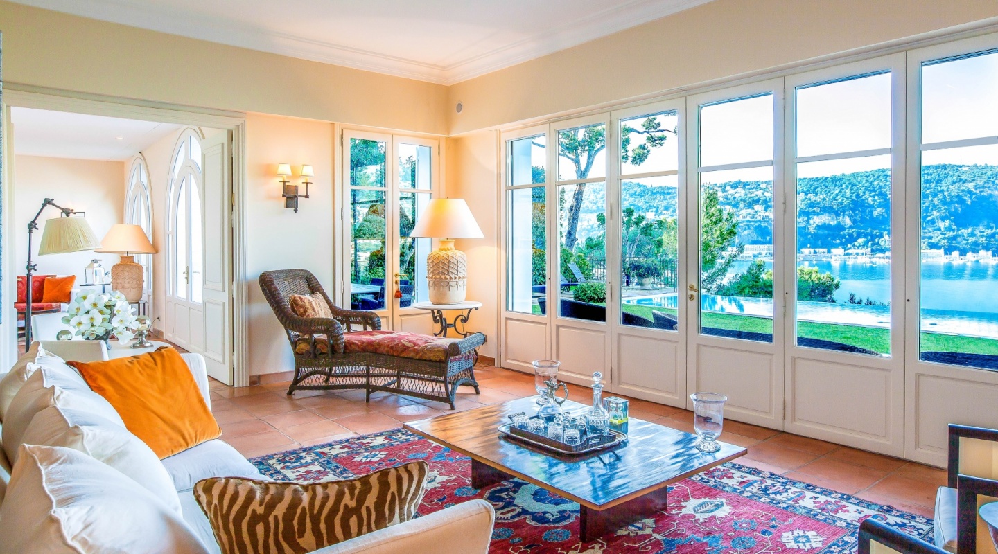 6 villa for rent in cap ferrat