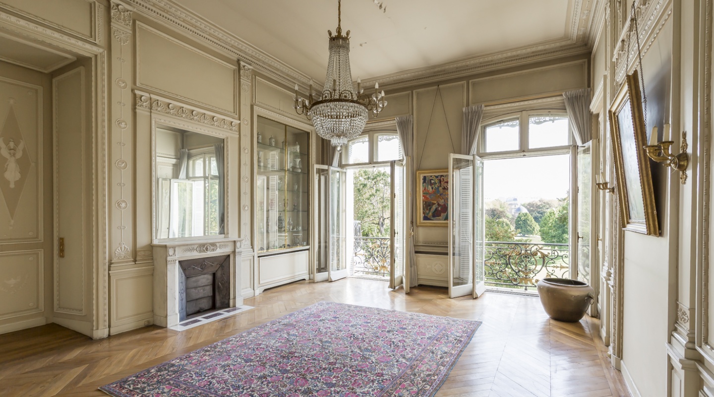 apartment in paris by verzun 12